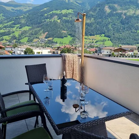 Zirbenzapfen Apartment