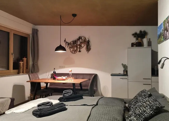 Zirbenzapfen Apartment Fuegen