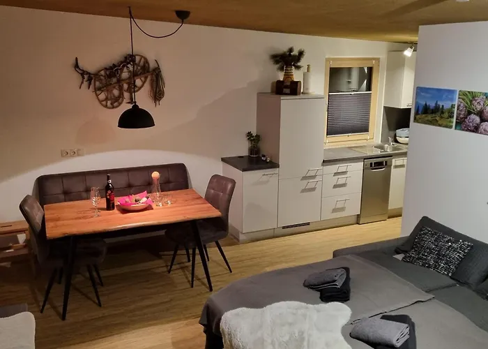 Zirbenzapfen * Fuegen