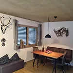 Zirbenzapfen Apartment *