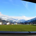Zirbenzapfen Apartment Fuegen